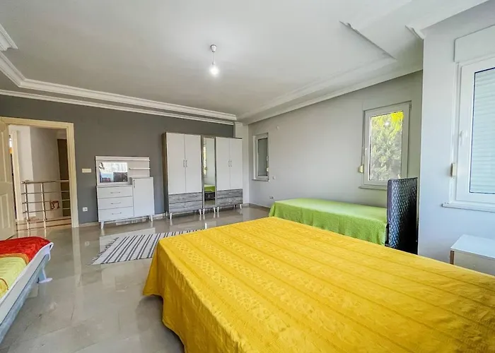 Detached Luxurious And Peaceful Vacation Getaway