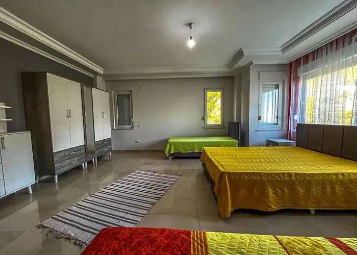 Detached Luxurious And Peaceful Vacation Getaway *