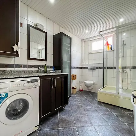 Detached Luxurious And Peaceful Vacation Getaway *