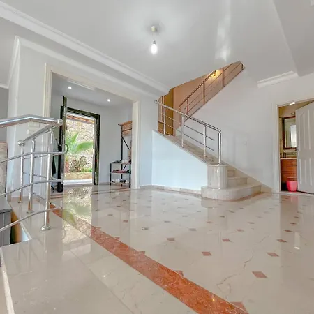 Detached Luxurious And Peaceful Vacation Getaway Alanya