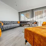 Detached Luxurious And Peaceful Vacation Getaway אלאניה